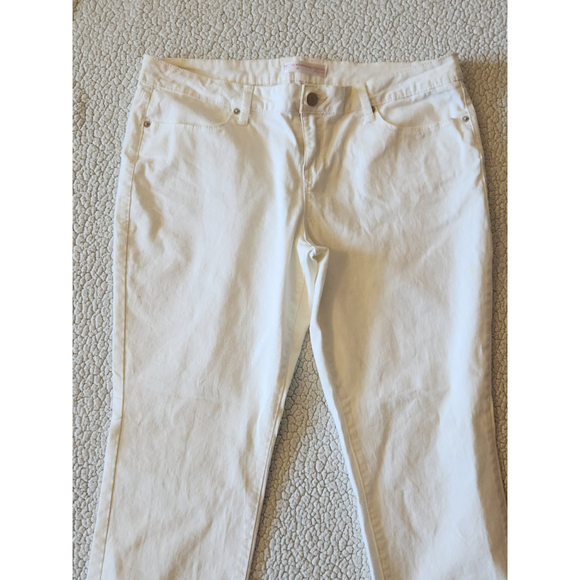 No Boundaries denim cotton blend white high-rise straight-leg jeans - Picture 2 of 9